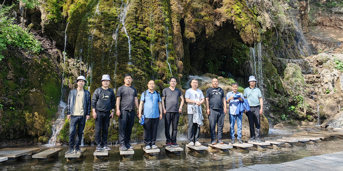 邦大重工團隊洛陽(yáng)重渡溝兩日游